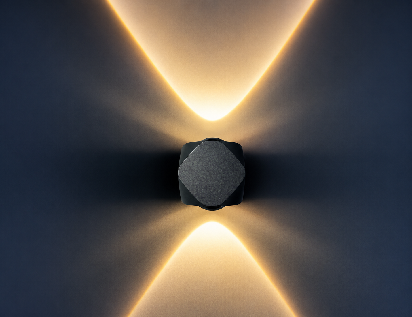 Cubical 2 Way Outdoor Light